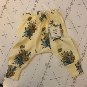 Kate Quinn Calendula panda pants